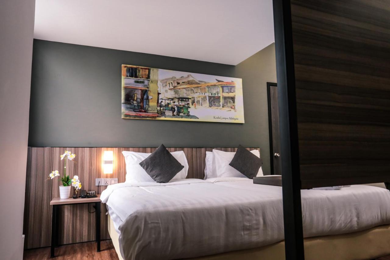 Days Hotel & Suites By Wyndham Kl - Chan Sow Lin Mrt Or Lrt Kuala Lumpur Exterior foto
