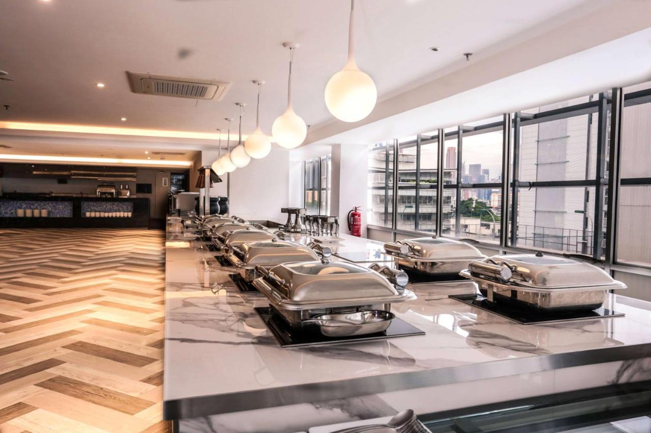 Days Hotel & Suites By Wyndham Kl - Chan Sow Lin Mrt Or Lrt Kuala Lumpur Exterior foto